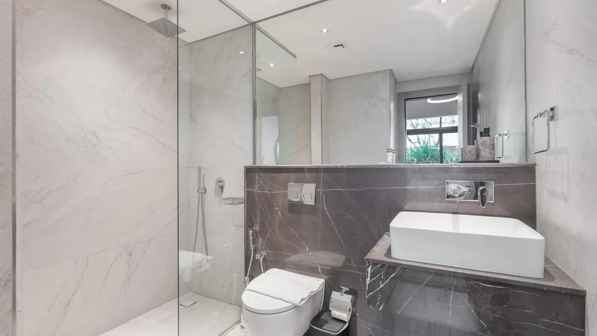 Apartment Gorgeous 1 Bedroom In Oxford Boulevard Jvc Dubai