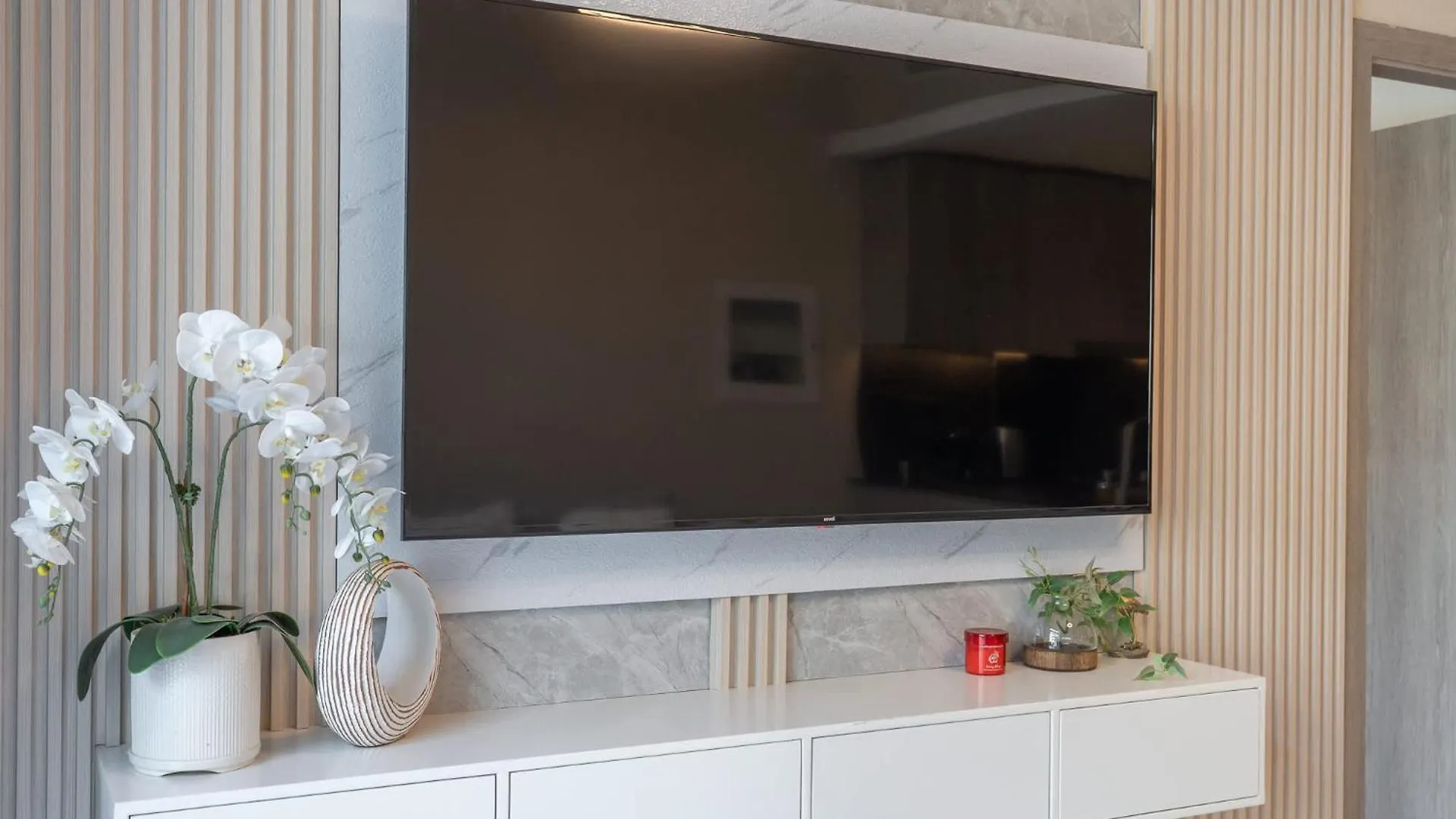Apartment Gorgeous 1 Bedroom In Oxford Boulevard Jvc Dubai