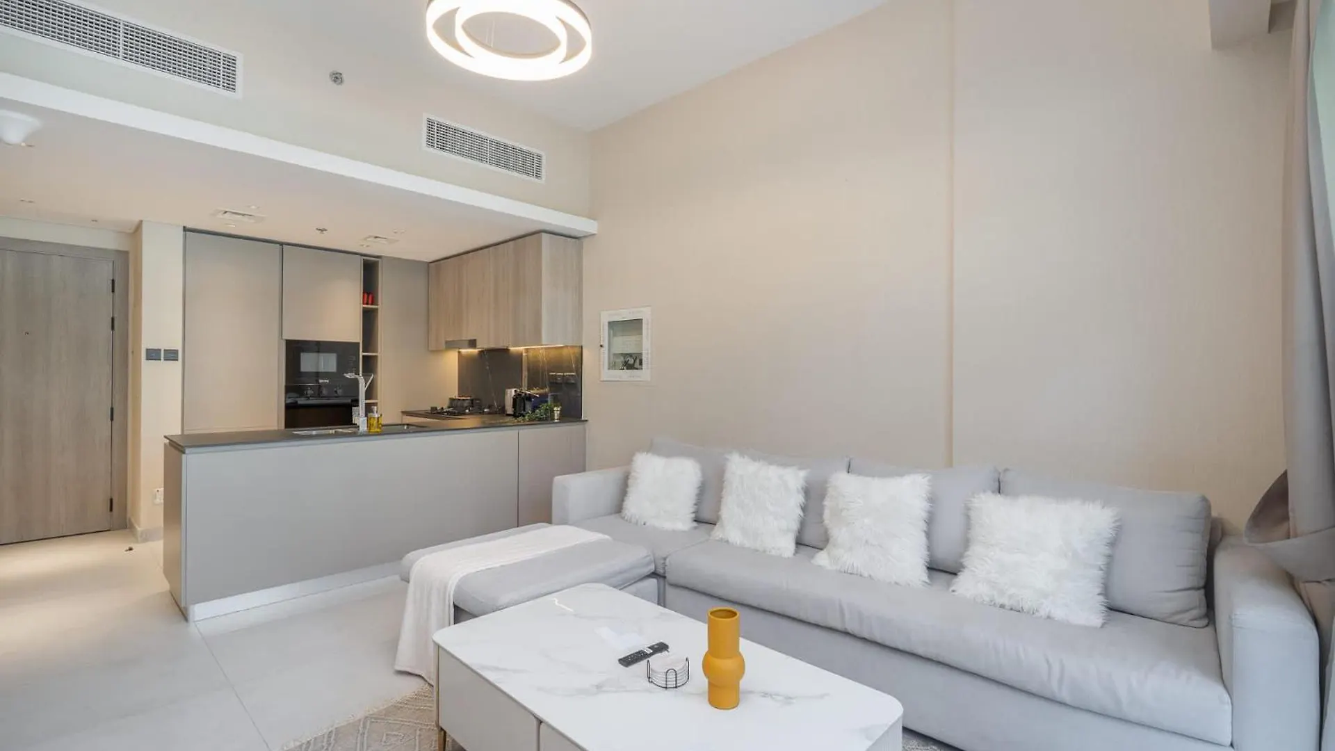 Apartment Gorgeous 1 Bedroom In Oxford Boulevard Jvc Dubai